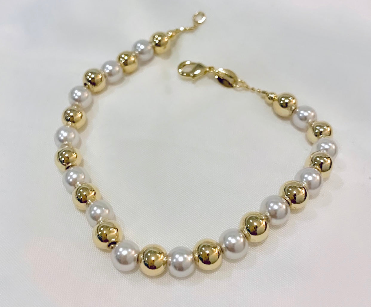 Perfect Pearl Mix Bracelet
