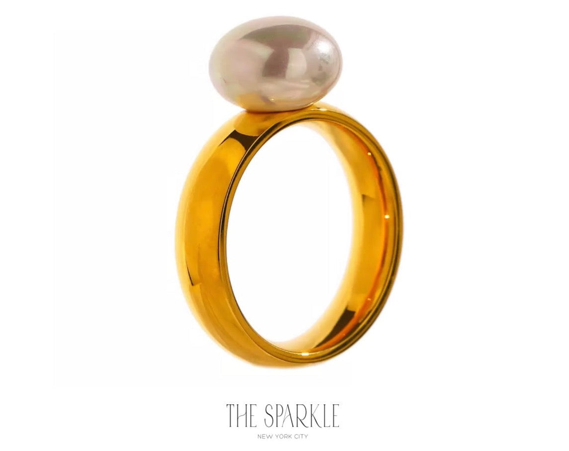 Centered Pearl Sparkle Ring